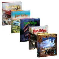 Набор из пяти иллюстрированных томов о Гарри Поттере.