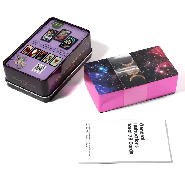 Чаклунське таро Елен Дуган (Witches tarot) у жерстяній коробочці.