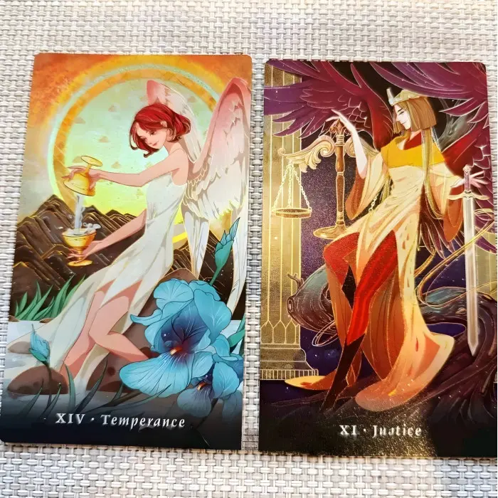 Таро Аура Золотий зріз (AURA TAROT). Колекційне видання.