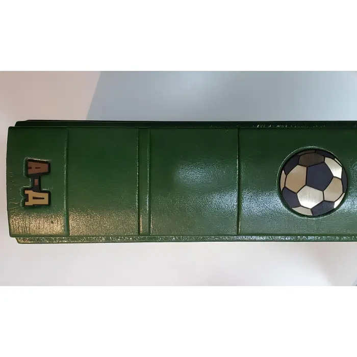 Футбол найповніша енциклопедія 3 томи VIP видання